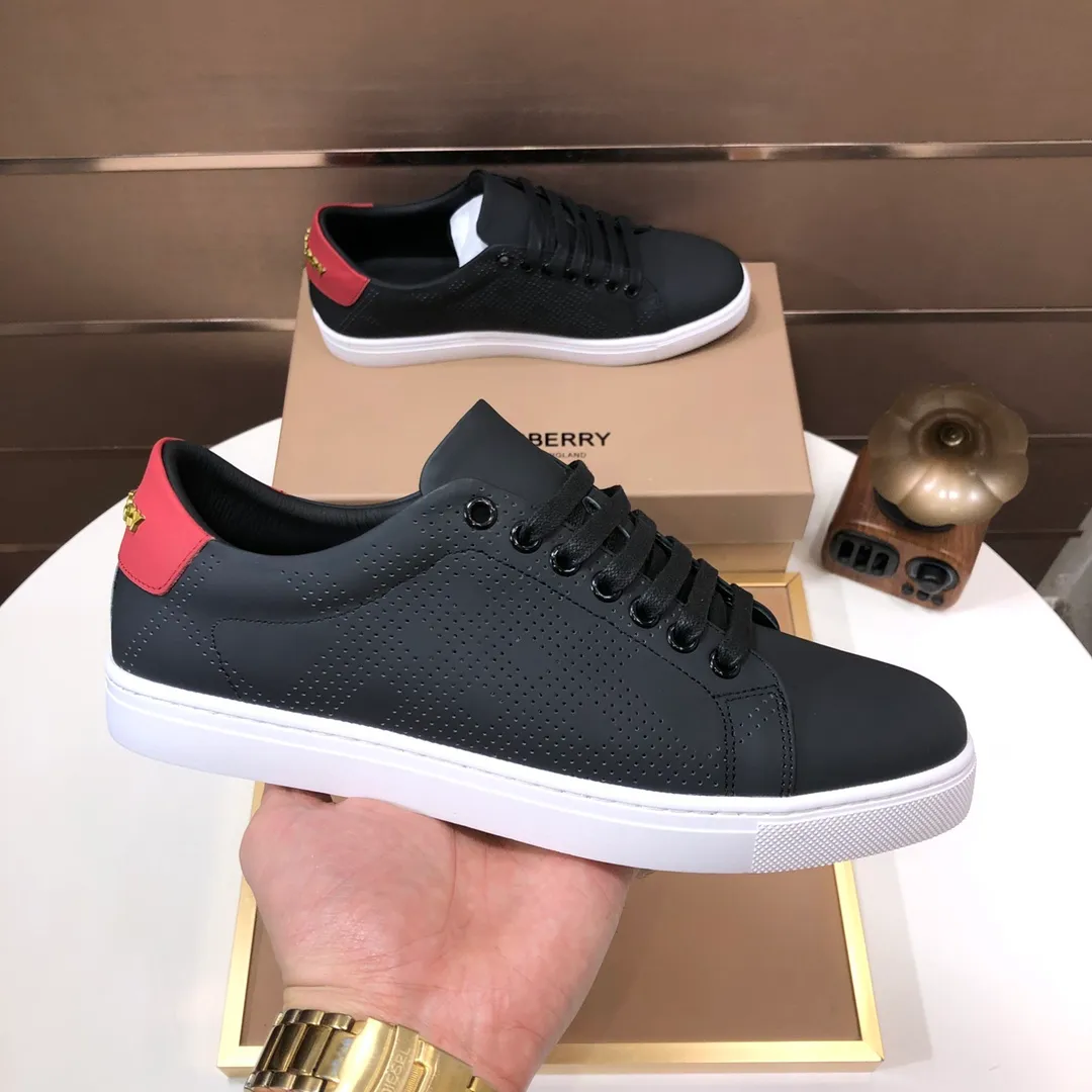 Men's shoes 💰480💰 [Burberry] (cowhide lining) classic low-top sneakers｜Imported cowhide with classic plaid fabric｜Cowhide lining｜Original outsole｜Fine workmanship and comfortable to wear Size: 38-44 (customized at 45)